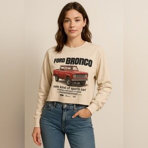 Abercrombie & Fitch Ford Bronco Graphic Long Sleeve Crop Top Size Small Vintage